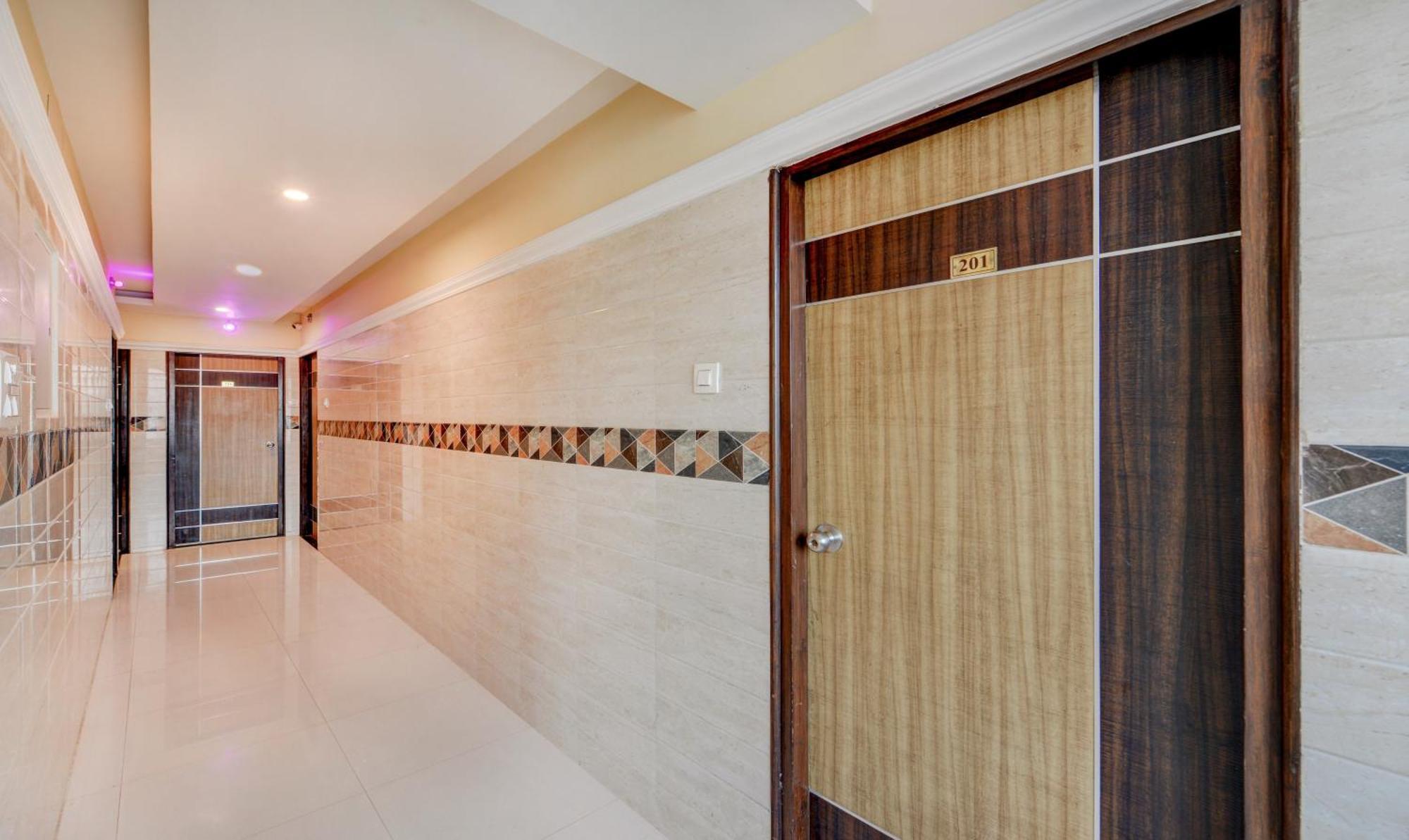 Hotel Salbala Inn - Near Airport Chennai Exterior foto